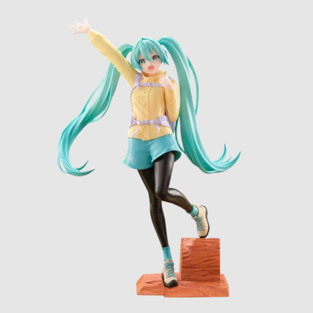 Holiday Memories Hatsune Miku Mountain Climbing ver. Vocaloid Banpresto Figure