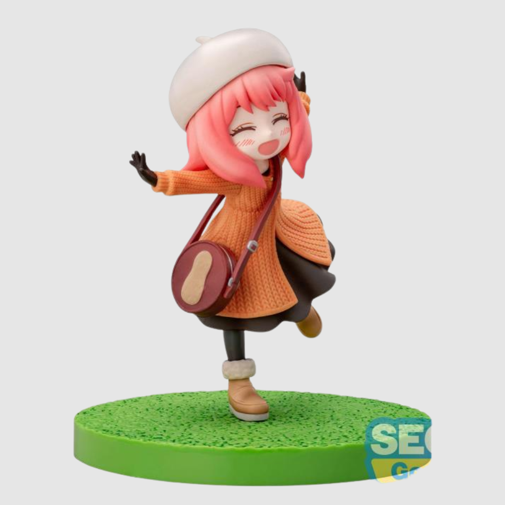 Spy x Family Luminasta Anya Forger Family Ooting Ver.2 Figure SEGA