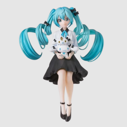 Hatsune Miku x Cinnamoroll & Milk Series Noodle Stopper Perching Figure SEGA