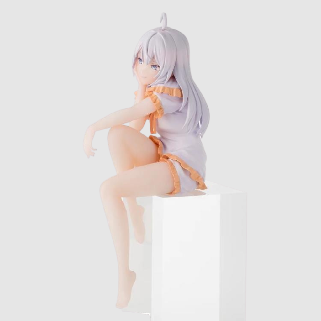 Alya Sometimes Hides Her Feelings in Russian Alya Pajamas Ver Premium Perching Figure